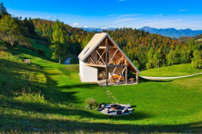 House On The Hill (Hiška Na Griču)